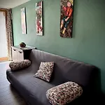 La Maison Du Faux Monneyeur *